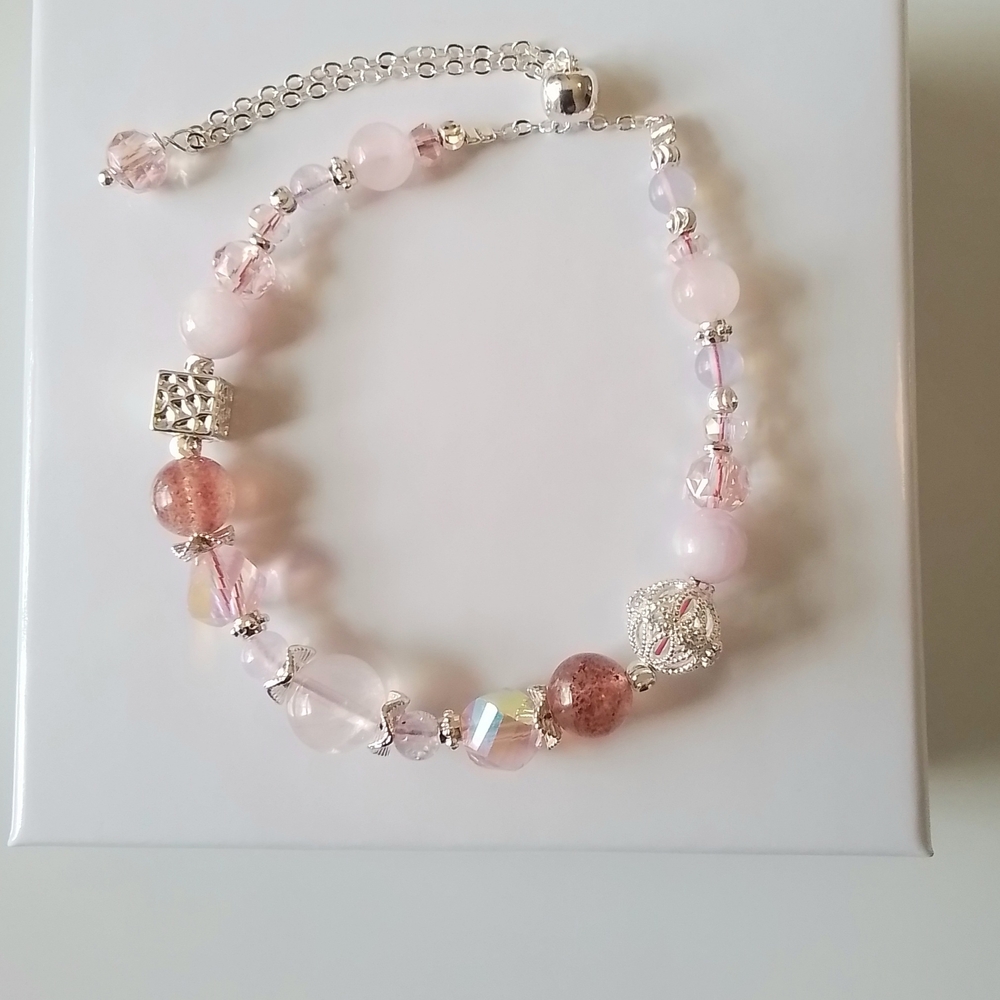 Elegant Rose and Strawberry Quartz Beaded Bracelet